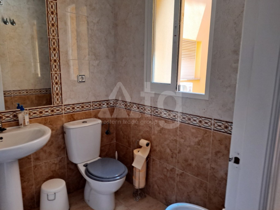 3 bedroom Townhouse in Dehesa de Campoamor - MRQ60196 - 11