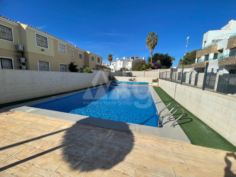 3 bedroom Townhouse in Villamartin - VRE56139 - 3