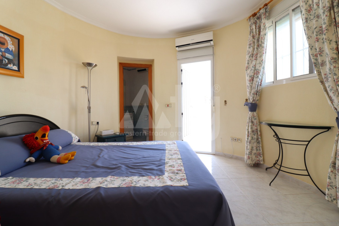 3 bedroom Villa in Algorfa - VRE55605 - 11