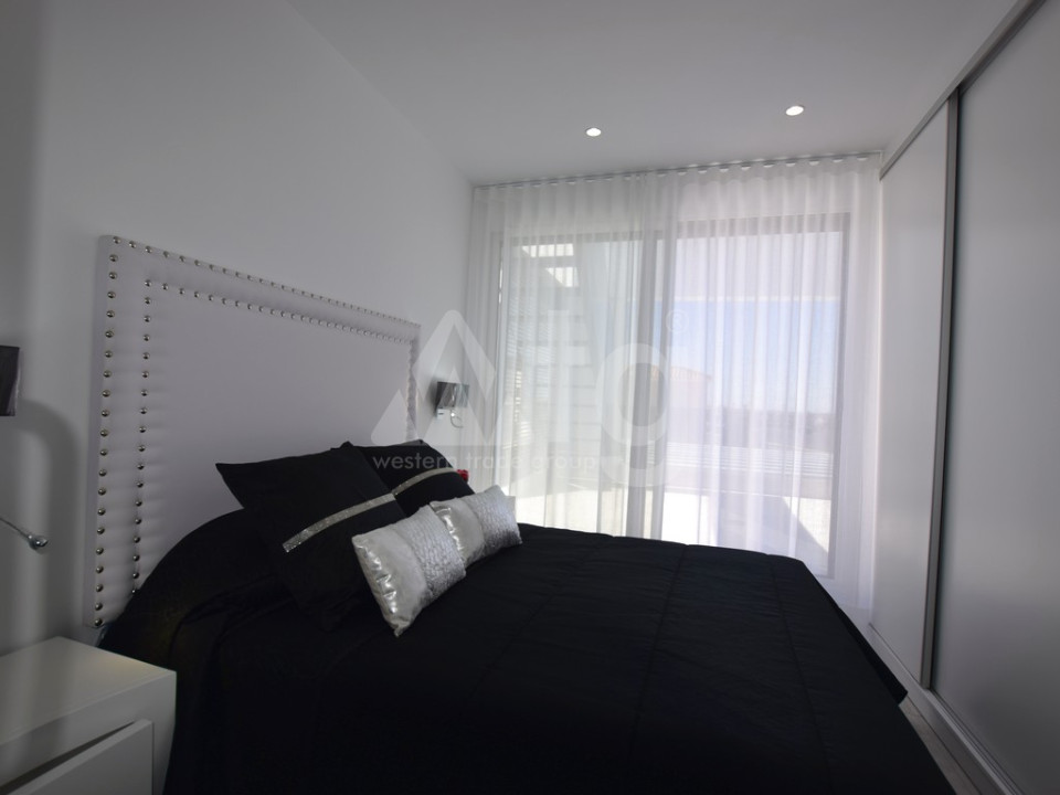 3 bedroom Villa in Cabo Roig - AUH20772 - 10