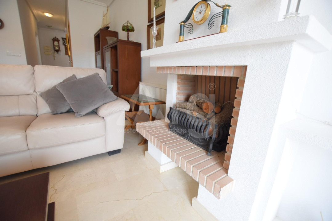 3 bedroom Villa in Castillo de Montemar - HRE58361 - 8