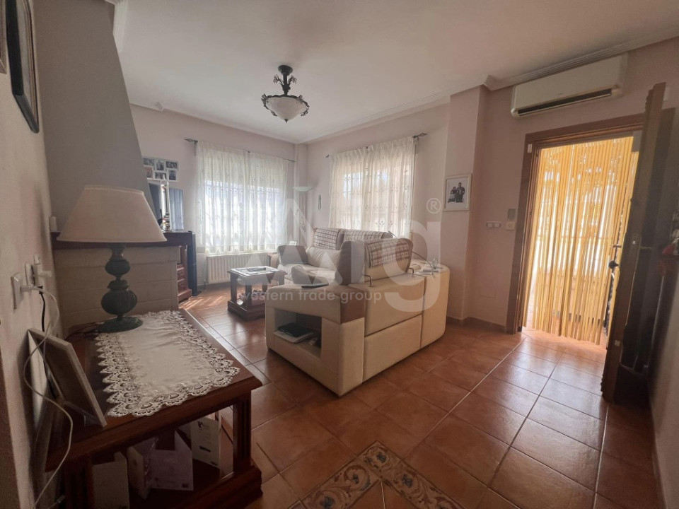 3 bedroom Villa in Jacarilla - MRQ59099 - 3