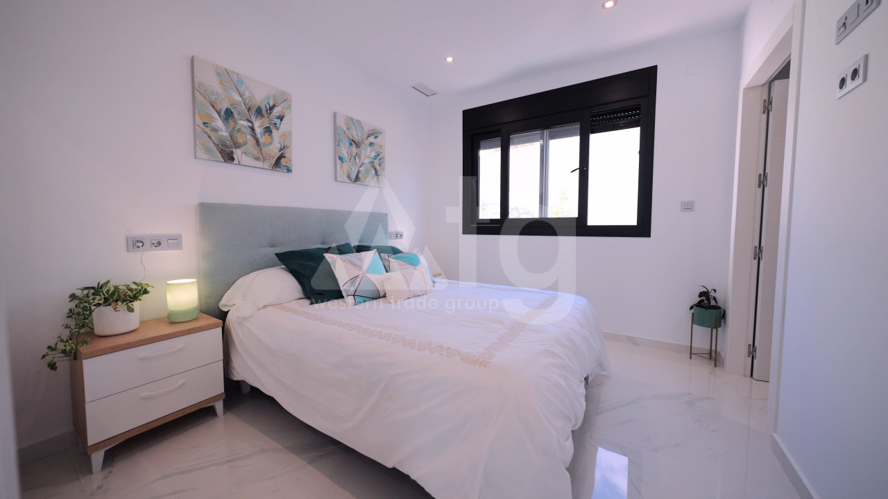 3 bedroom Villa in La Marina - SRP25532 - 14
