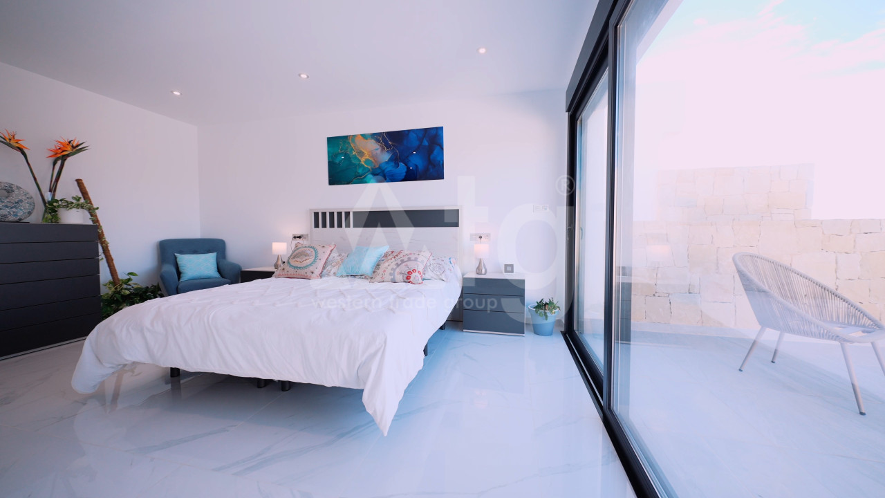 3 bedroom Villa in La Marina - SRP25532 - 16
