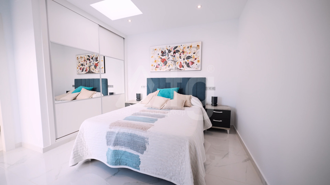 3 bedroom Villa in La Marina - SRP25532 - 18