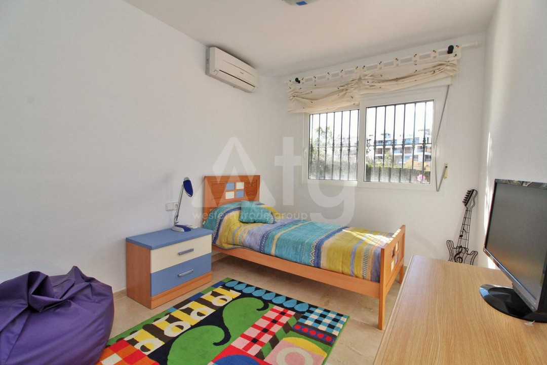 4 bedroom Villa in Las Ramblas - CAA31943 - 8