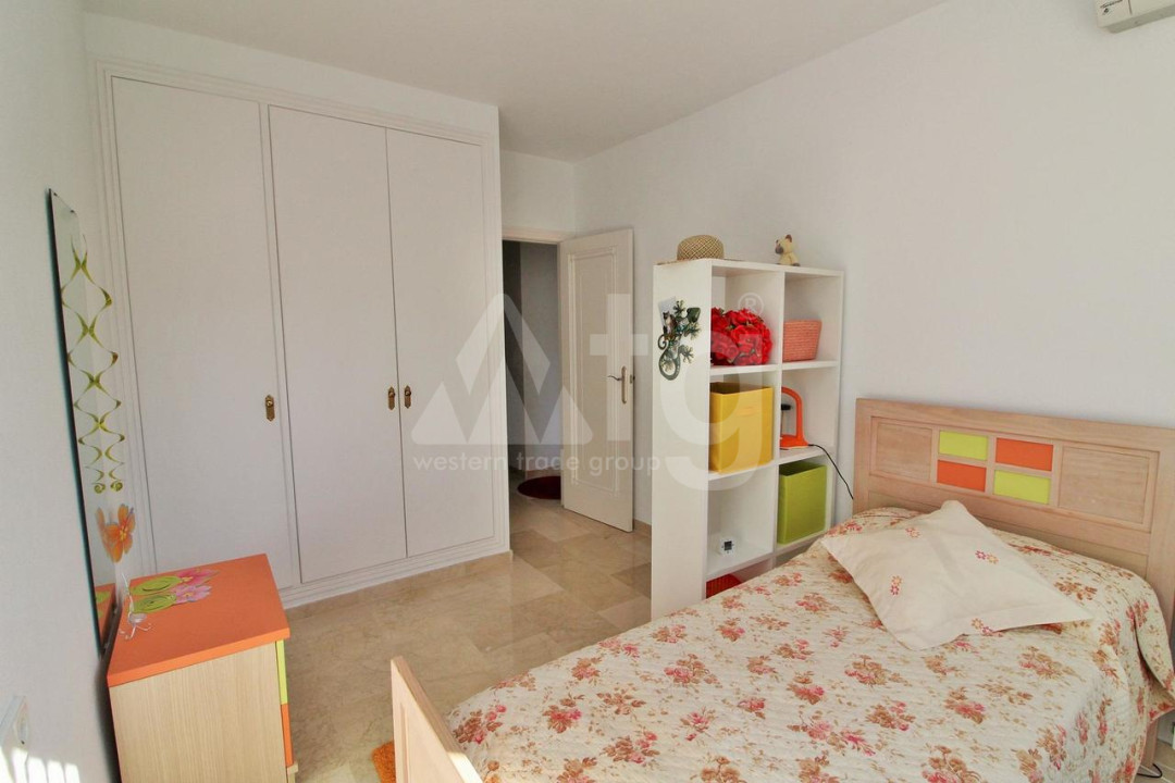4 bedroom Villa in Las Ramblas - CAA31943 - 9