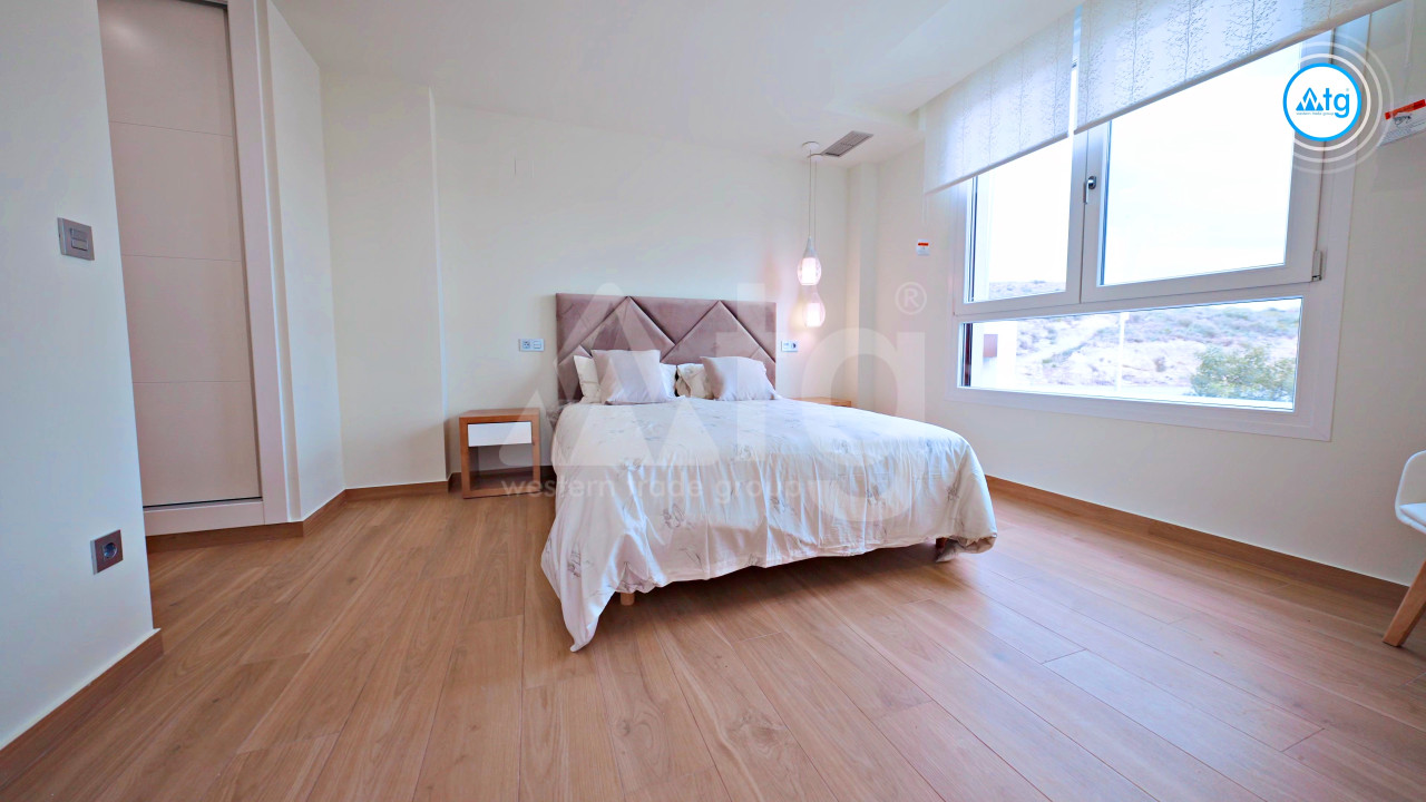 3 bedroom Villa in Rojales - HQH27031 - 18