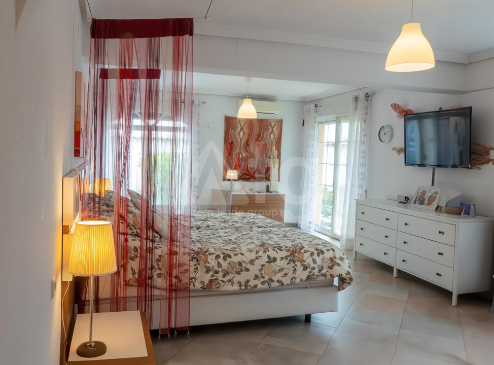 3 bedroom Villa in Torrevieja - CBH57509 - 13