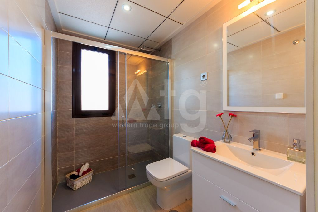 3 bedroom Apartment in Torre de la Horadada - CC2657 - 33