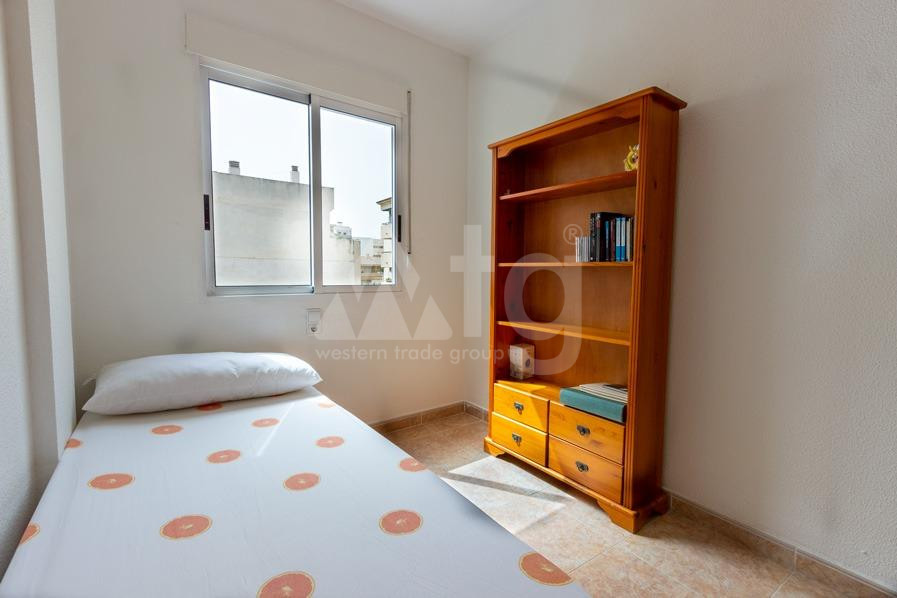 3 Schlafzimmer Appartement in Torrevieja - CBH57051 - 17