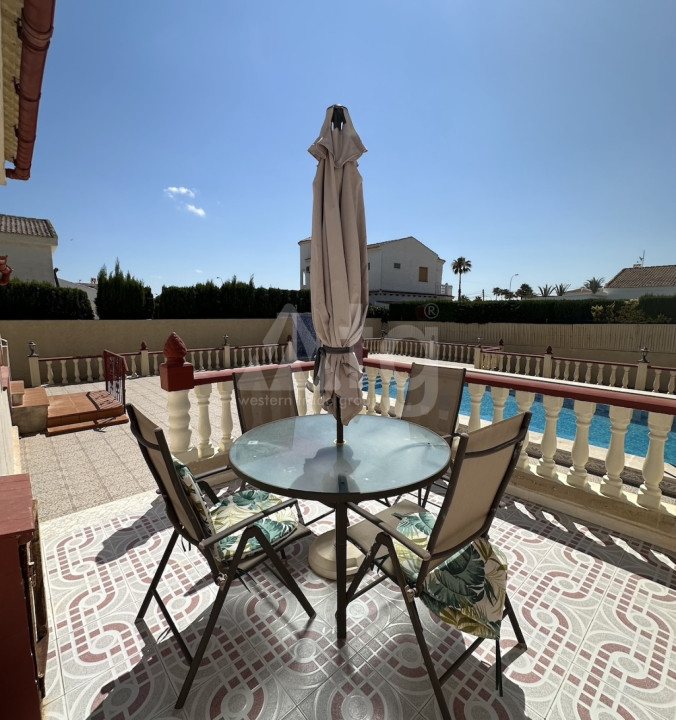 3 Schlafzimmer Villa in Torrevieja - AGI59761 - 21