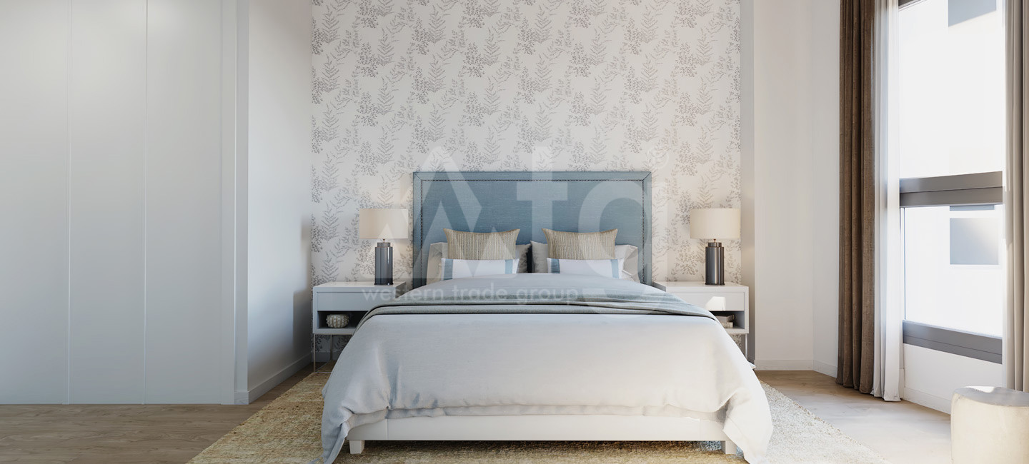 4 bedroom Apartment in Alicante - AEH25952 - 10