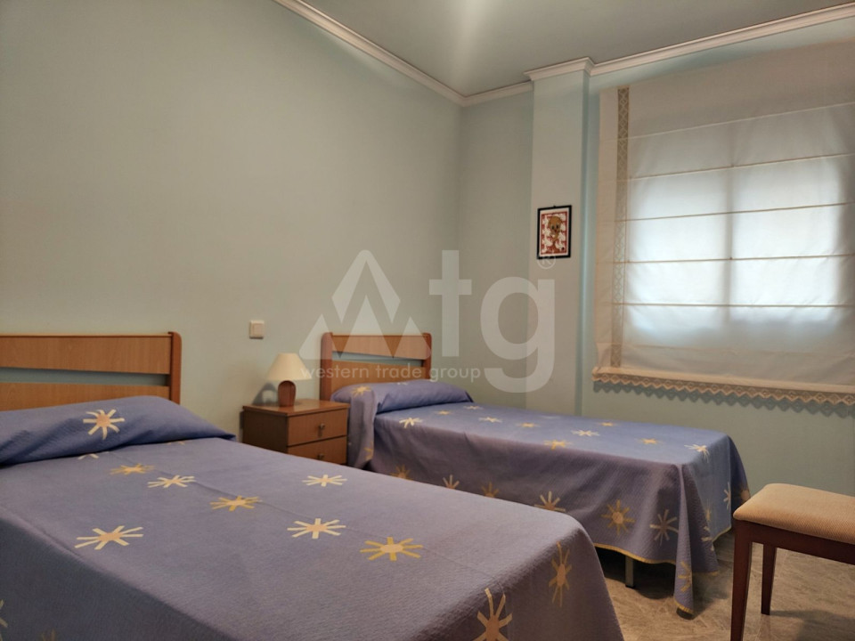 4 bedroom Apartment in Denia - EGH56472 - 9