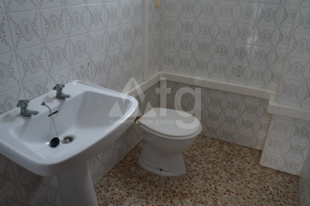 4 bedroom Apartment in Guardamar del Segura - JLM49973 - 11