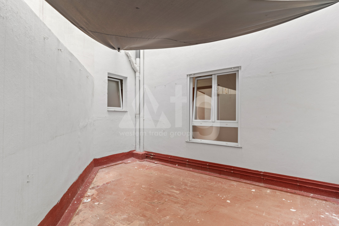 4 bedroom Apartment in Torrevieja - CBB49642 - 18