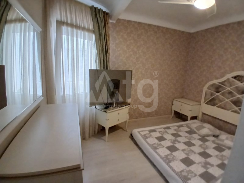 4 bedroom Apartment in Torrevieja - PPS57487 - 8
