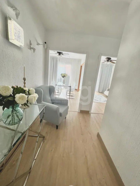 4 bedroom Apartment in Torrevieja - SHL57765 - 3