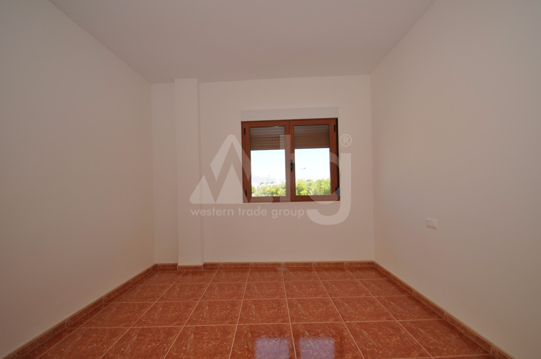 4 bedroom Townhouse in Pinoso - SIP56093 - 8