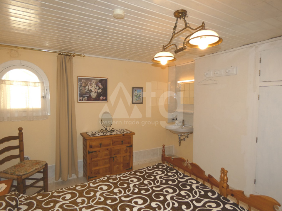 4 bedroom Villa in Alfaz del Pi - SLE52291 - 12