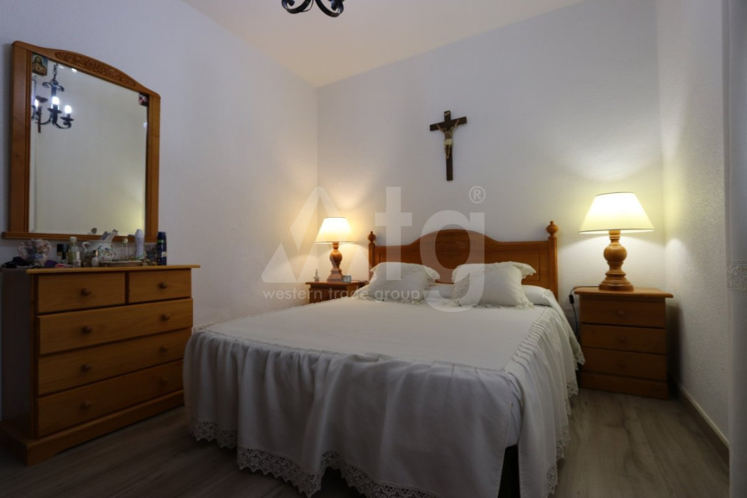 4 bedroom Villa in Dehesa de Campoamor - URE30447 - 8