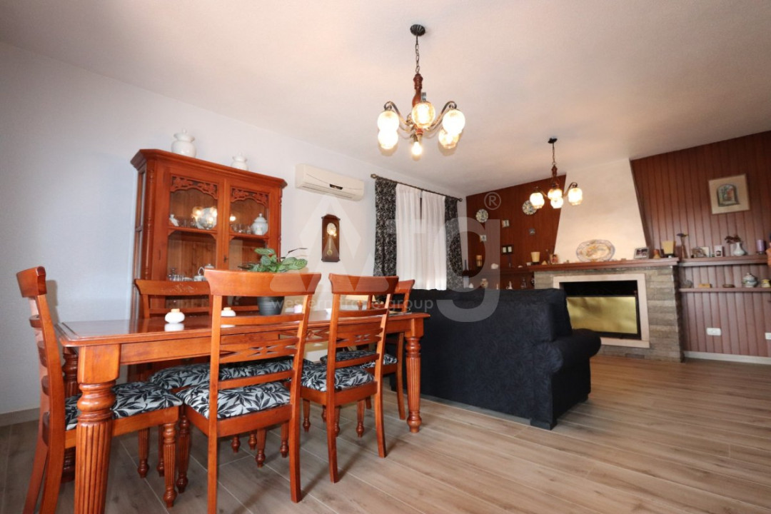 4 bedroom Villa in Dehesa de Campoamor - URE30447 - 6