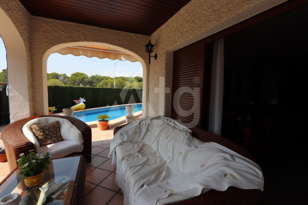 4 bedroom Villa in Dehesa de Campoamor - URE30447 - 15