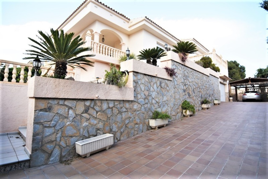 4 bedroom Villa in La Nucia - CAA32336 - 21