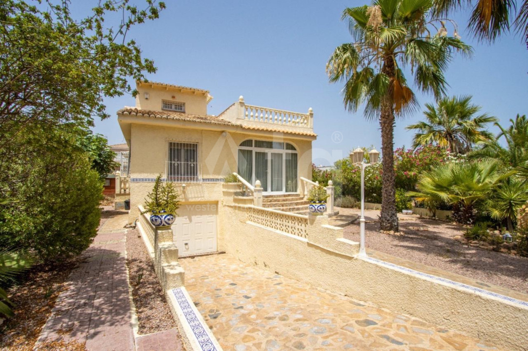 4 bedroom Villa in La Zenia - LR61723 - 1