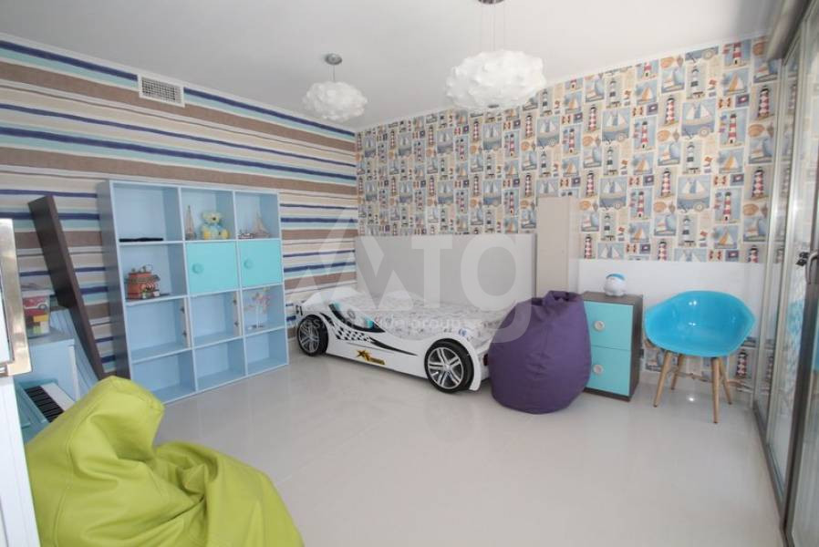 4 bedroom Villa in Orihuela Costa - CRR41161 - 16