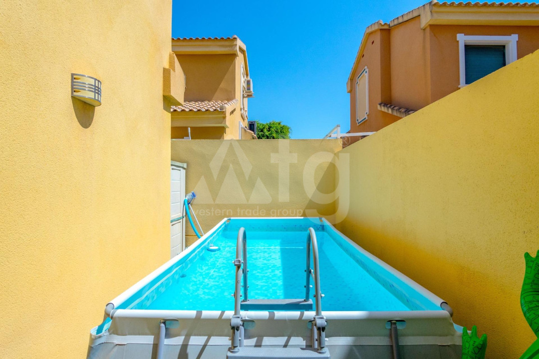 4 bedroom Villa in Orihuela Costa - URE60898 - 20