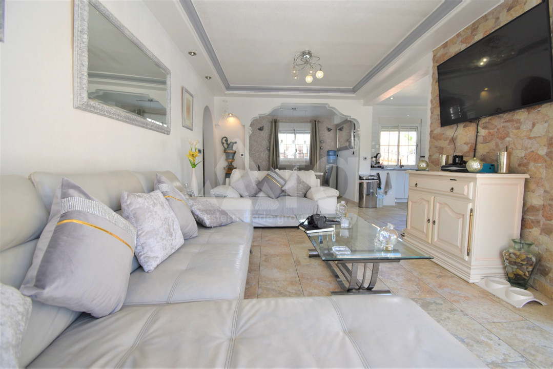 4 bedroom Villa in Orihuela Costa - VRE36849 - 3