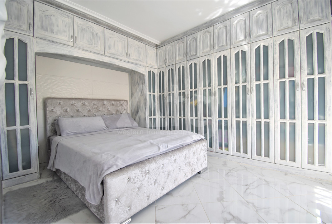 4 bedroom Villa in Orihuela Costa - VRE36849 - 10
