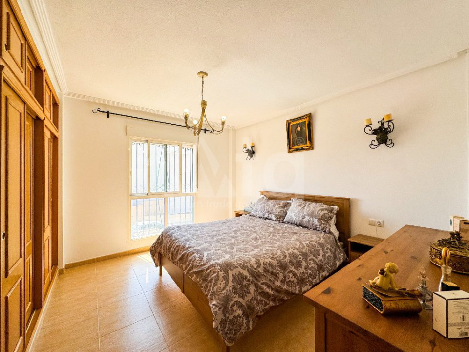 4 bedroom Villa in Punta Prima - CBH55824 - 18