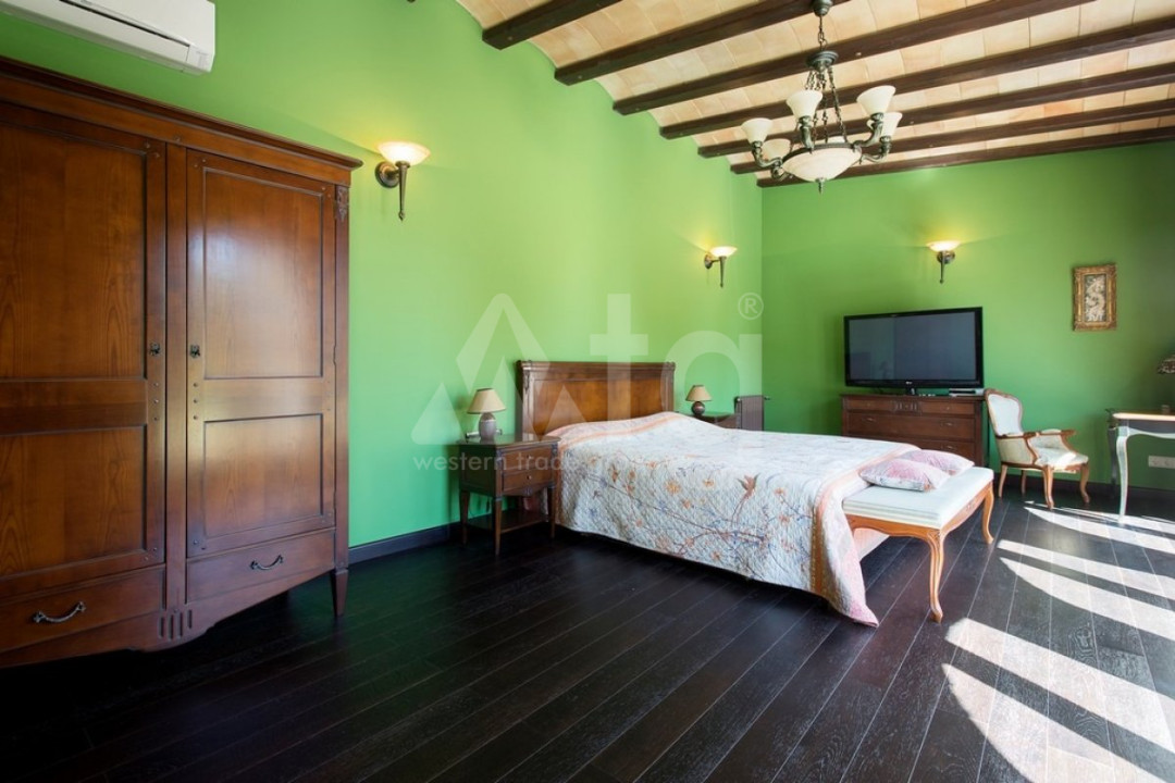 4 bedroom Villa in Punta Prima - URE30449 - 15