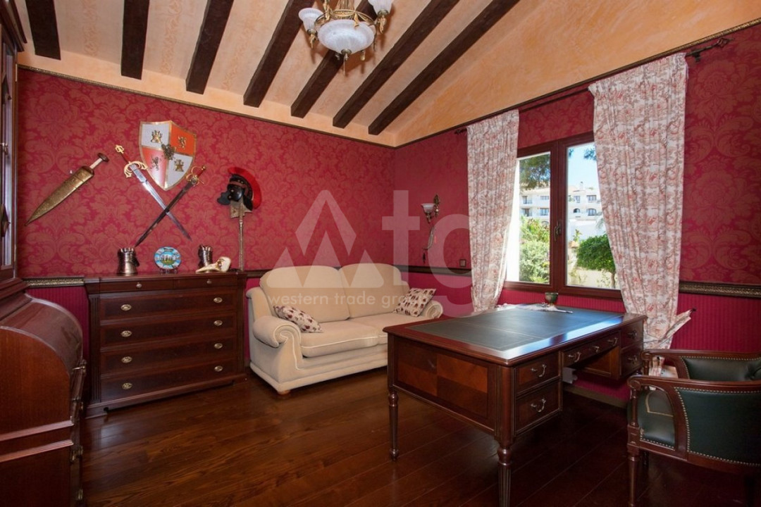 4 bedroom Villa in Punta Prima - URE30449 - 21