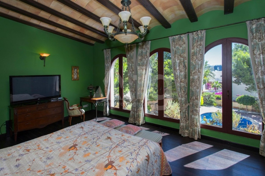 4 bedroom Villa in Punta Prima - URE30449 - 17