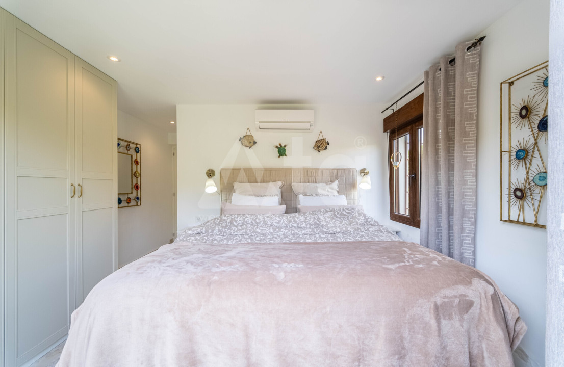 4 bedroom Villa in Torrevieja - LRE46276 - 22