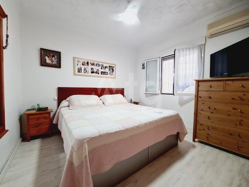 4 bedroom Villa in Torrevieja - SHL41835 - 10