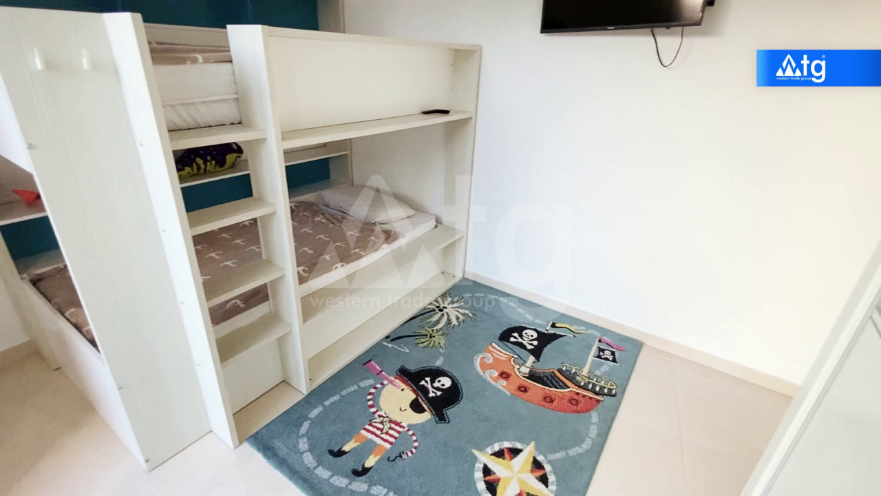 4 bedroom Apartment in Punta Prima - W1117442 - 35