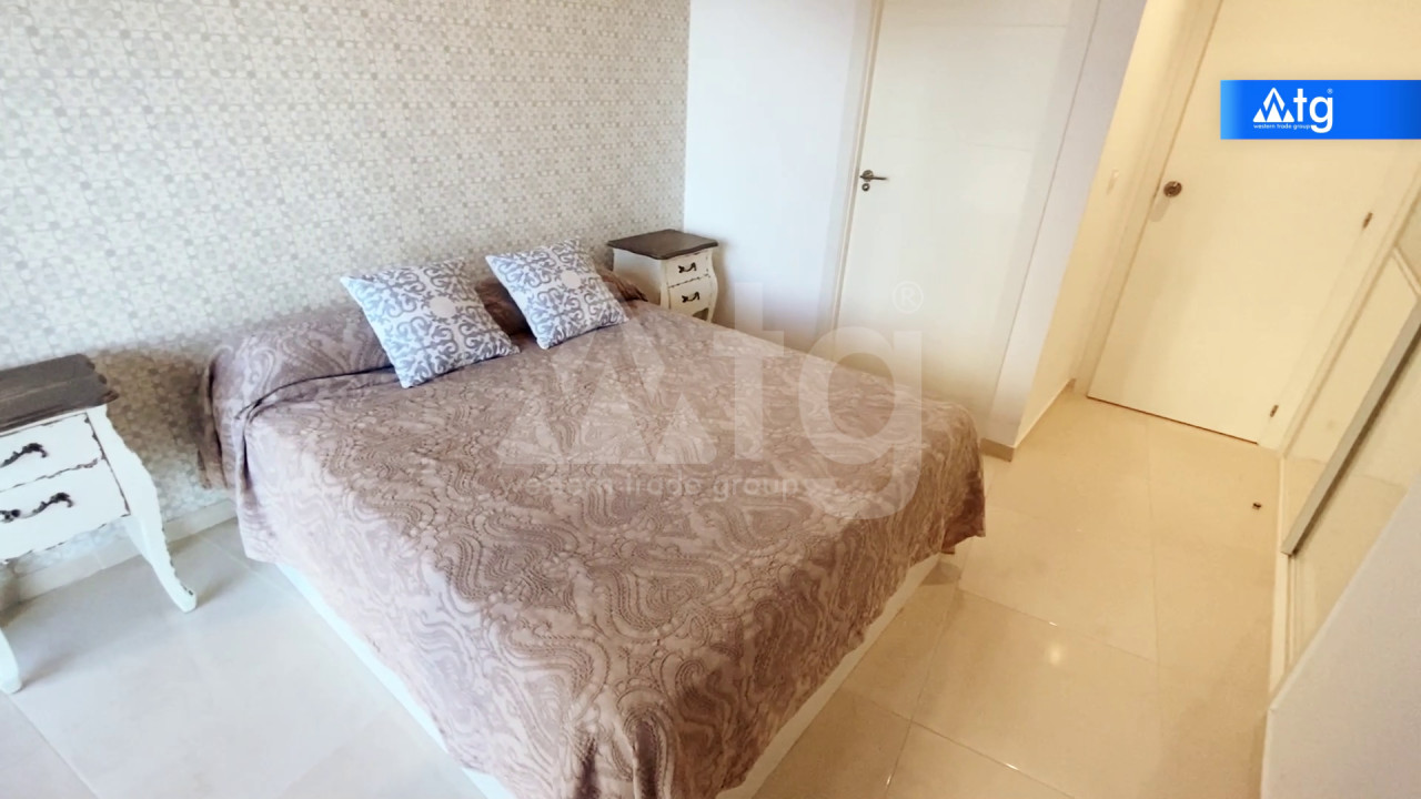 4 bedroom Apartment in Punta Prima - W1117442 - 37