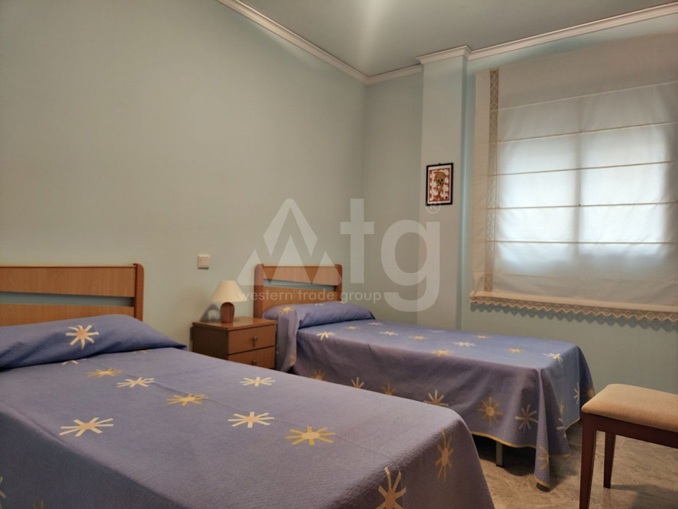 4 Schlafzimmer Appartement in Denia - EGH56472 - 9