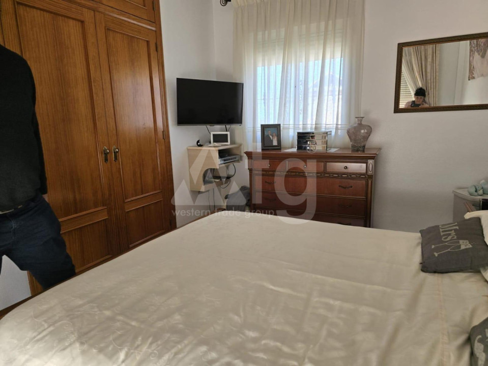 4 Schlafzimmer Villa in Cabo Roig - SHL51754 - 9