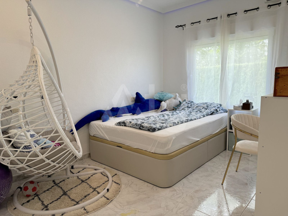 4 Schlafzimmer Villa in Ciudad Quesada - CBL53801 - 14