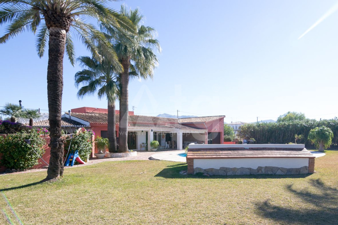 4 Schlafzimmer Villa in Denia - EGH56462 - 3