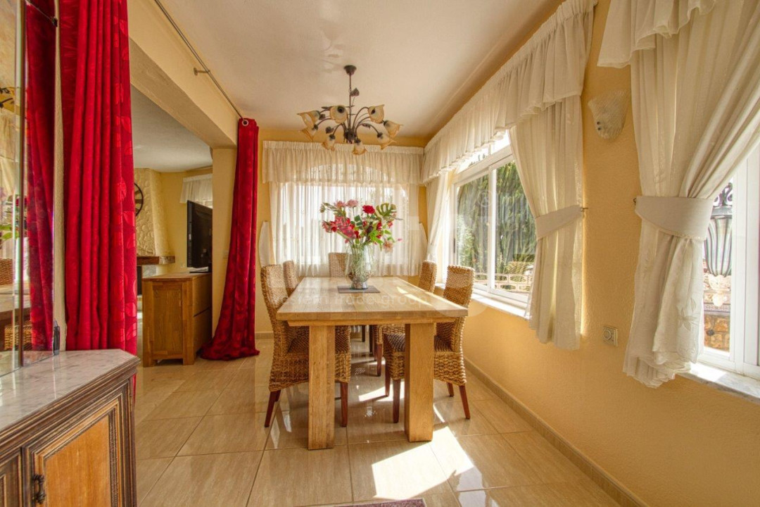 4 Schlafzimmer Villa in La Nucia - SSC54429 - 6