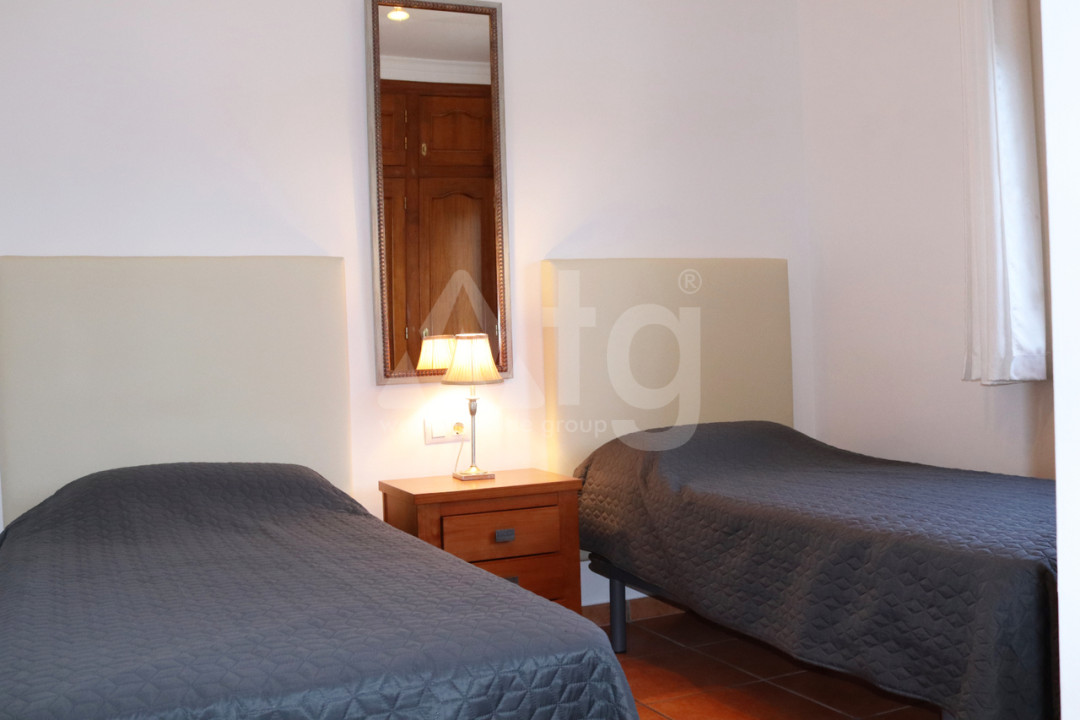 4 Schlafzimmer Villa in Orba - TPT58696 - 21