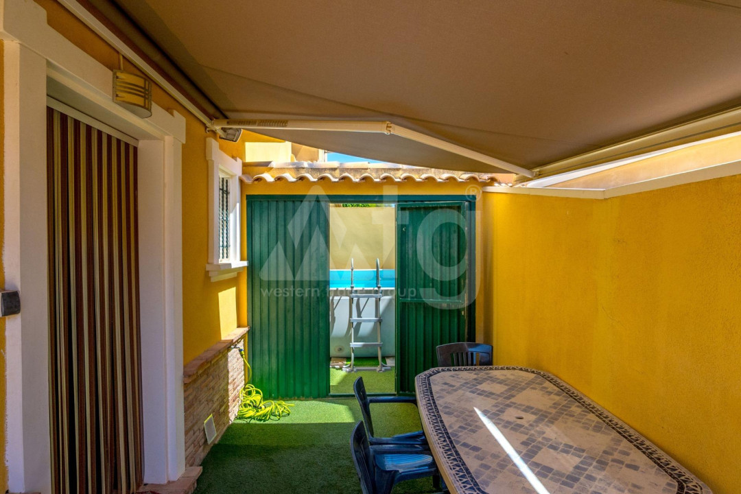 4 Schlafzimmer Villa in Orihuela Costa - URE60898 - 24