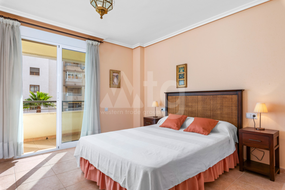 5 bedroom Apartment in Torrevieja - AGI55547 - 13