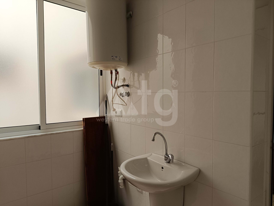 5 bedroom Apartment in Torrevieja - RST53008 - 23